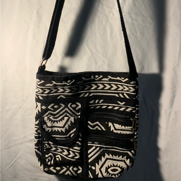 Black and White Print Crossbody Purse - Picture 2 of 2